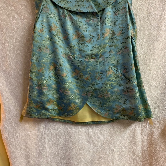 100% Silk Brocade Women's Swing Jacket. Made in Post-War Japan. - Picture 14 of 16